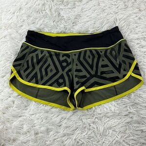 Lululemon Run: Speed Short *4-way Stretch Chevron Shuffle Fatigue Green